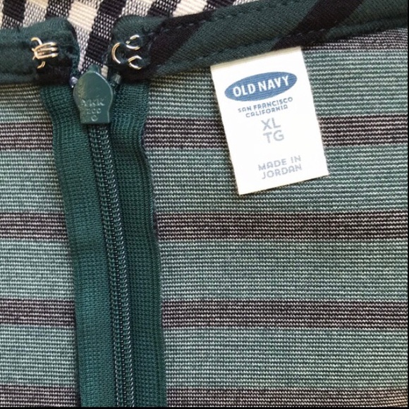 Old Navy Striped Dress NWT - Picture 3 of 3